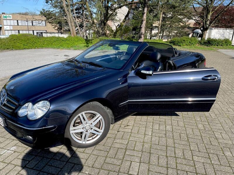 Schwarz Gebraucht 2008 Mercedes CLK200 Avantgarde Cabrio | 8.700 € (Fairer Preis) - Bild 1/4