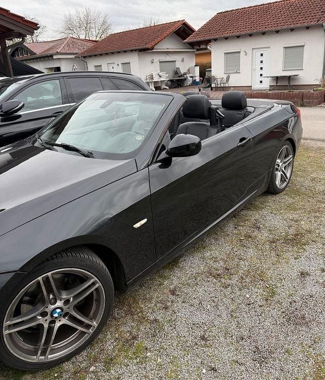 Gebraucht BMW 320 Cabriolet Performance 184 PS (135 kW) 2014 Schwarz Cabrio