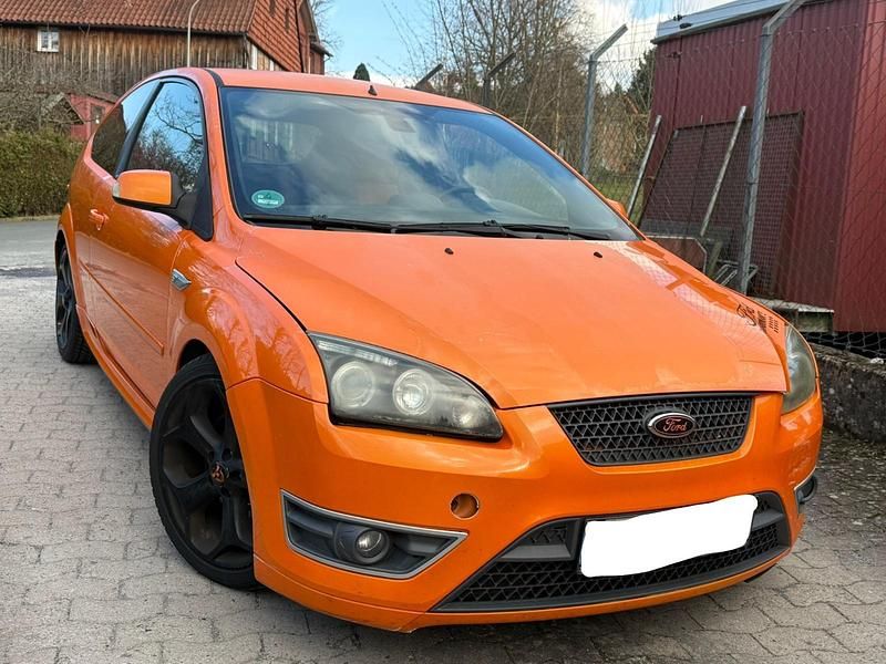 Gebraucht Ford Focus ST 226 PS (166 kW) 2007 Orange Coupé