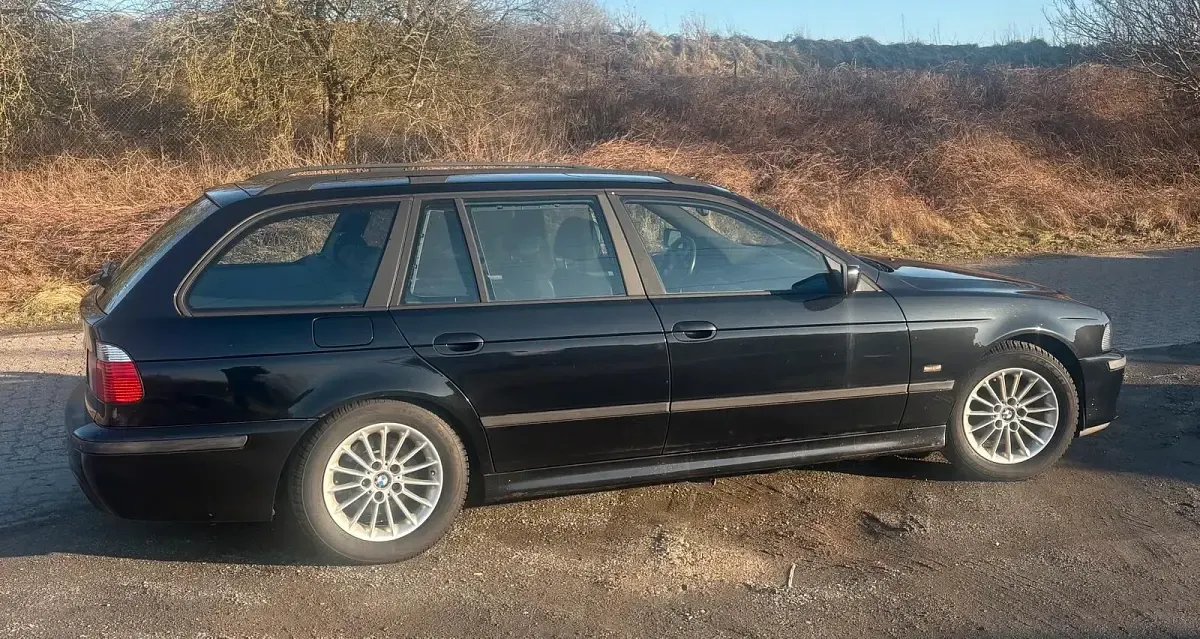 Usata BMW 520 M Sport 170 CV (125 kW) 2002 Nero Station wagon