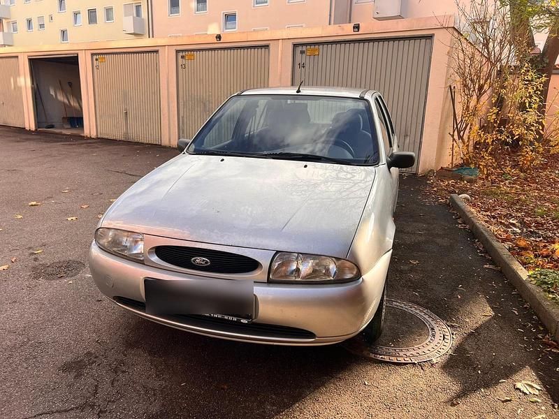 Silber Gebraucht 1998 Ford Fiesta Kleinwagen | 290 € (Superpreis) - Bild 1/4