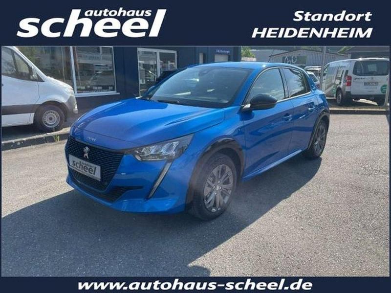 Blau/typ aussenverkleidung met Gebraucht 2023 Peugeot e-208 Allure Kleinwagen | 22.090 € (Fairer Preis) - Bild 1/4