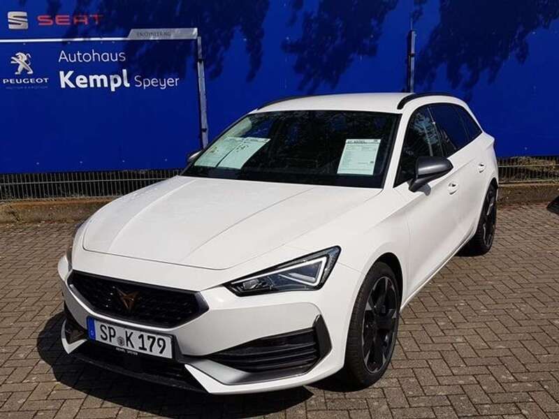 Weiß Gebraucht 2024 Cupra Leon Kombi | 30.990 € (Guter Preis) - Bild 1/4