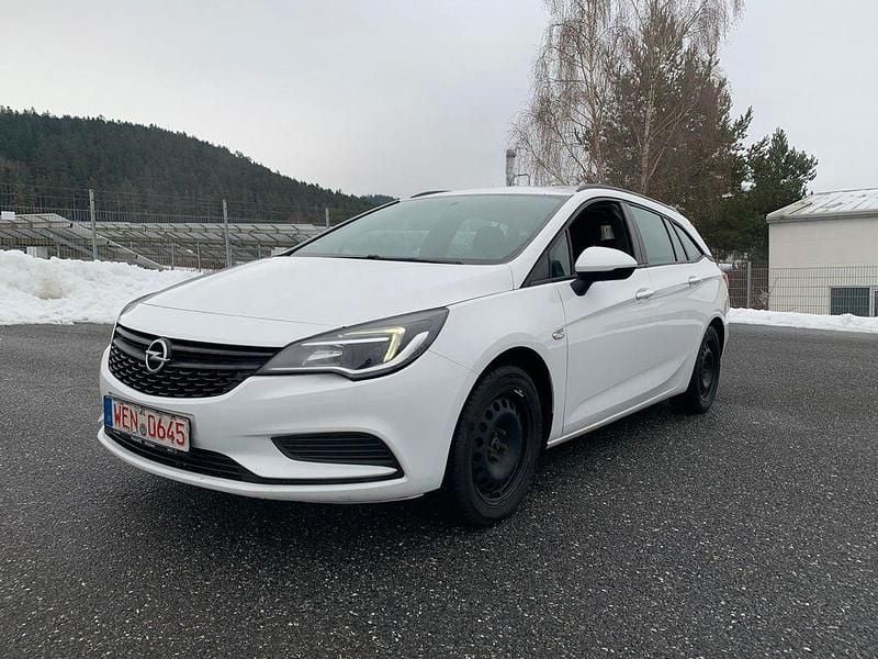 Gebraucht Opel Astra 110 PS (80 kW) 2017 Weiß Kombi