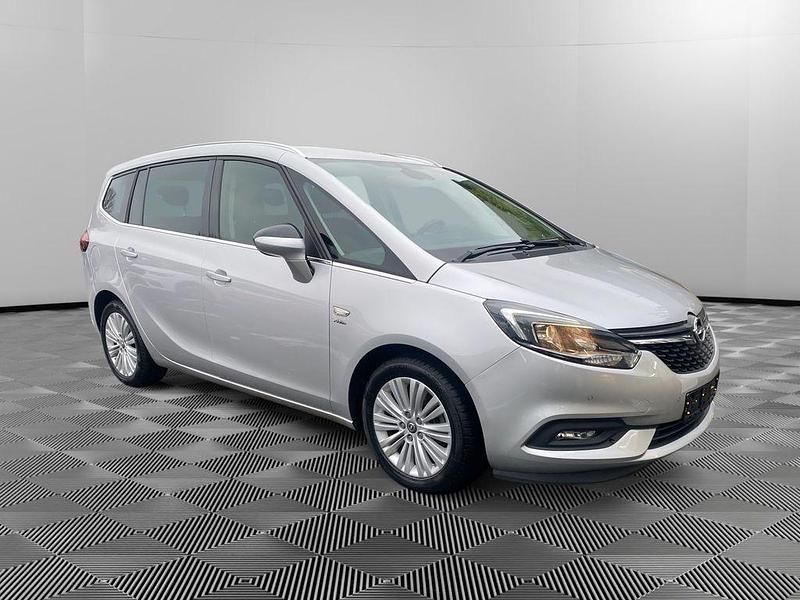 Gebraucht Opel Zafira Active 136 PS (100 kW) 2018 Silber Van / Kleinbus