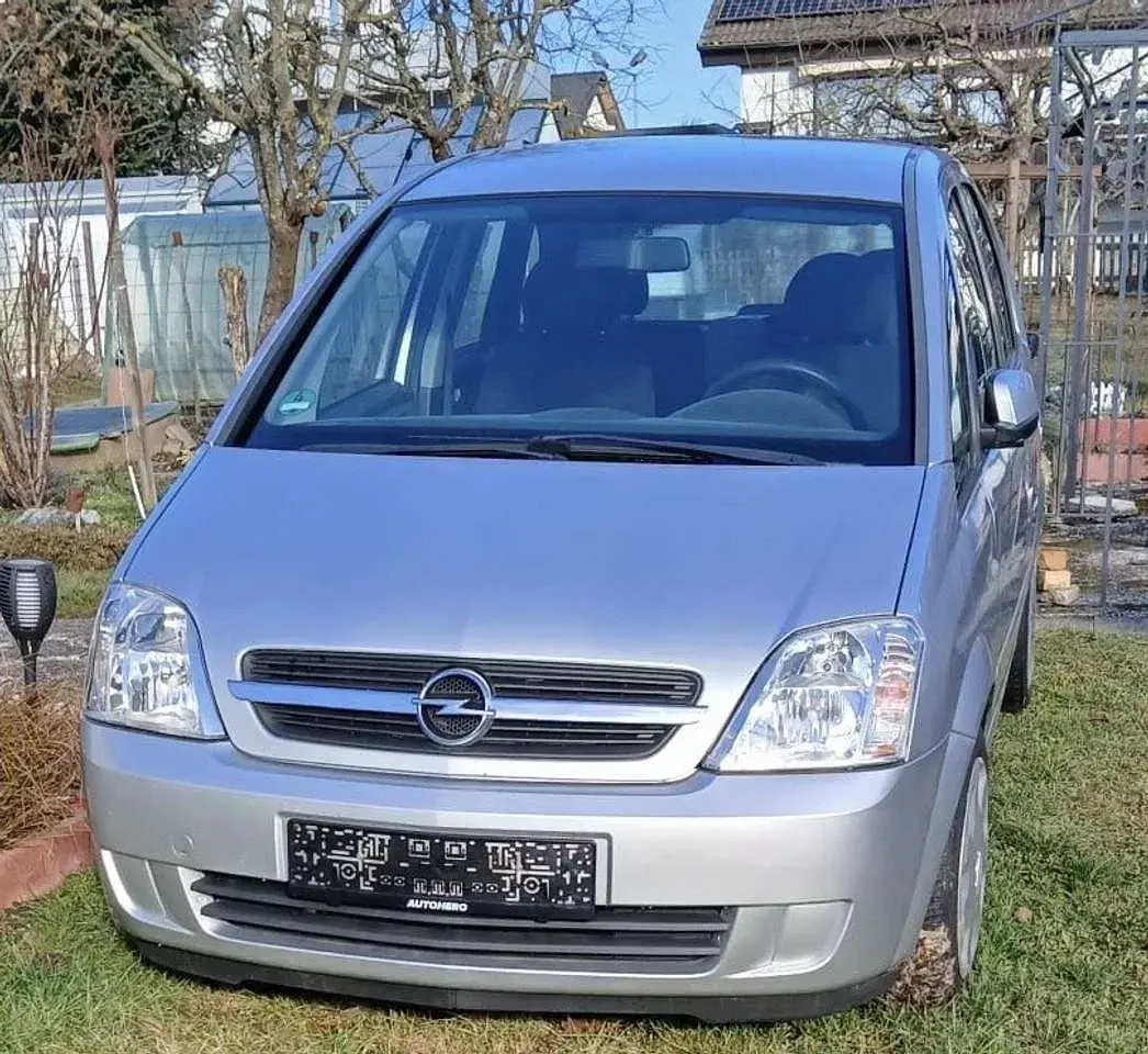 Gebraucht Opel Meriva 101 PS (74 kW) 2005 Silber Van / Kleinbus