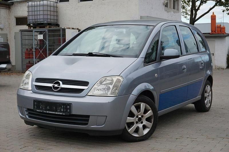 Silber Gebraucht 2005 Opel Meriva Edition Van / Kleinbus | 1.100 € (Superpreis) - Bild 1/4