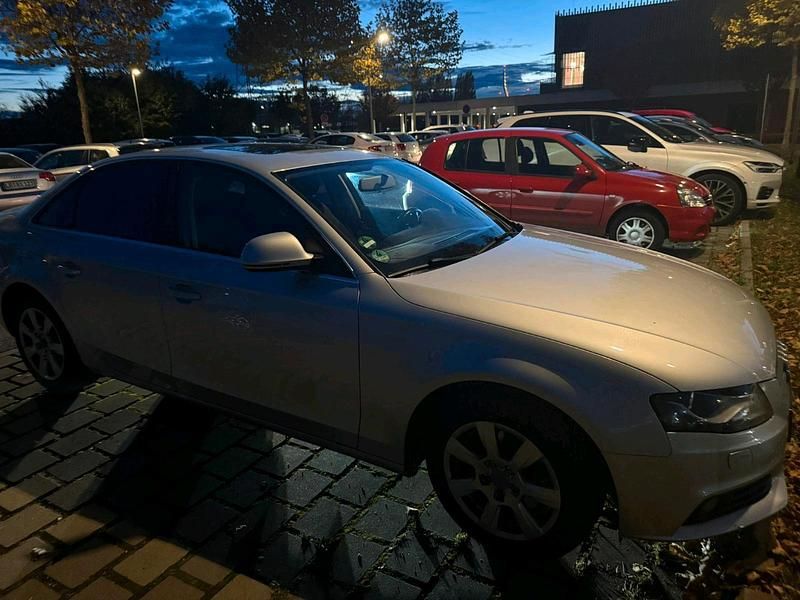 Gebraucht Audi A4 Attraction 160 PS (117 kW) 2008 Silber Limousine
