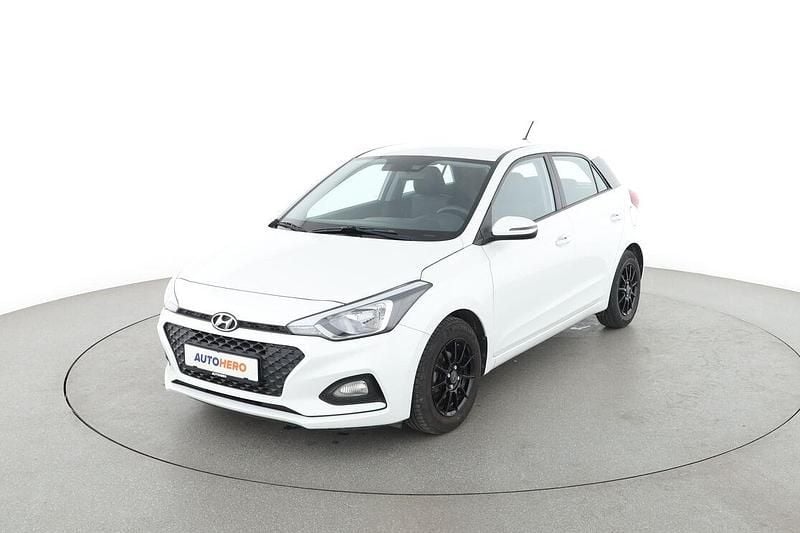 Weiß Gebraucht 2019 Hyundai i20 Select Limousine | 10.730 € (Guter Preis) - Bild 1/3
