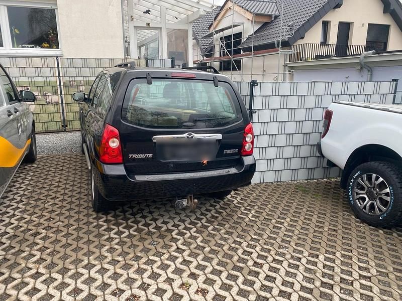 Gebraucht Mazda Tribute 150 PS (110 kW) 2005 Schwarz SUV