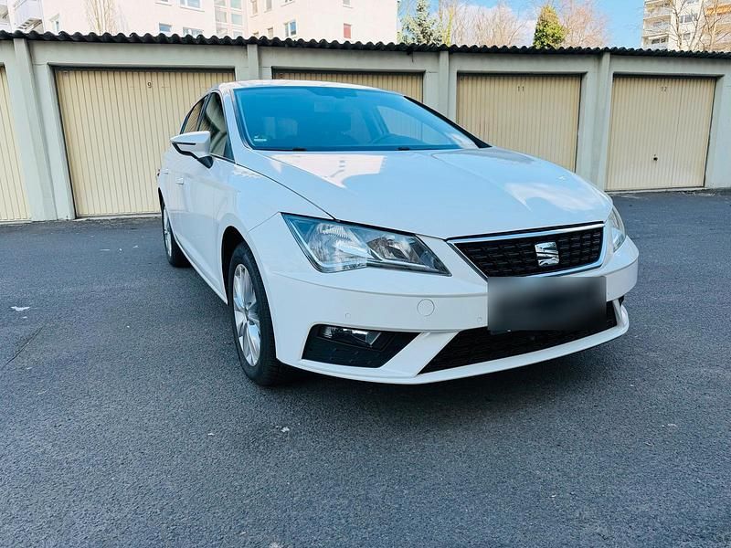 Gebraucht Seat Leon 130 PS (95 kW) 2020 Weiß Kleinwagen