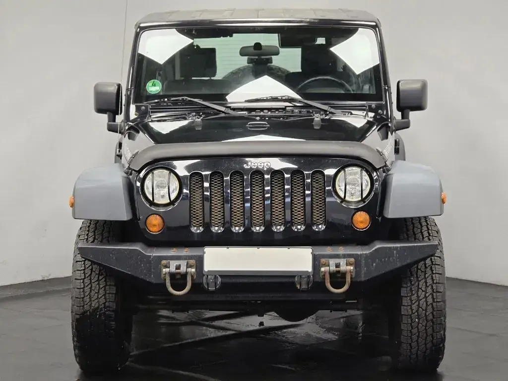 Gebraucht Jeep Wrangler Unlimited Rubicon 177 PS (130 kW) 2009 Schwarz SUV