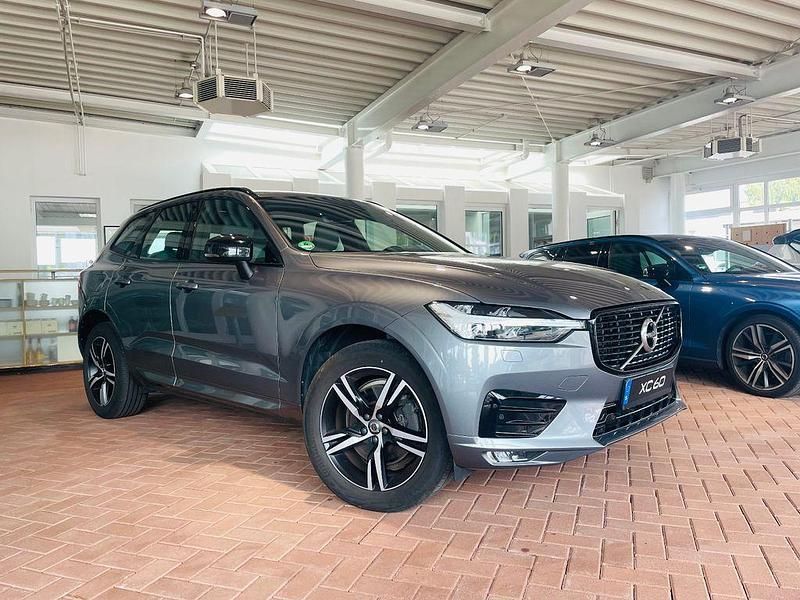 Grau Gebraucht 2021 Volvo XC60 R-Design SUV | 36.700 € (Teuer) - Bild 1/4