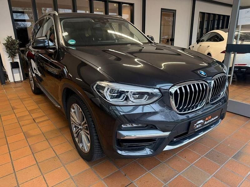 Grau Gebraucht 2020 BMW X3 Luxury Line SUV | 28.990 € (Superpreis) - Bild 1/4