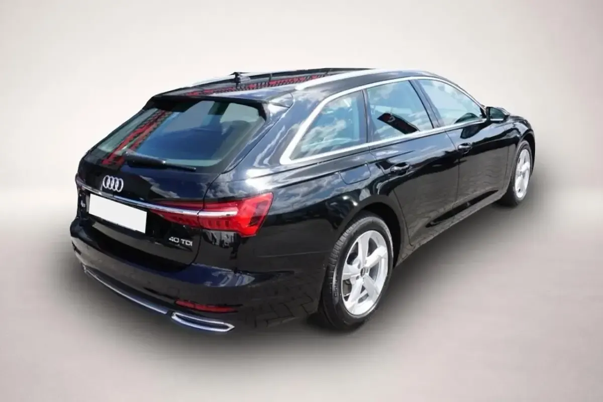 Gebraucht Audi A6 Sport 204 PS (150 kW) 2023 Manufacturer Kombi