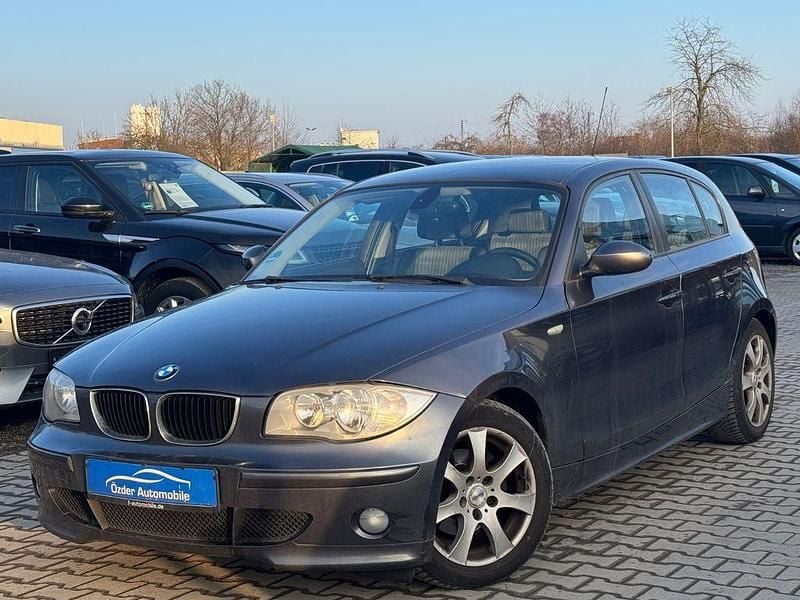 Gebraucht BMW 118 Advantage 122 PS (89 kW) 2004 Schwarz Kleinwagen