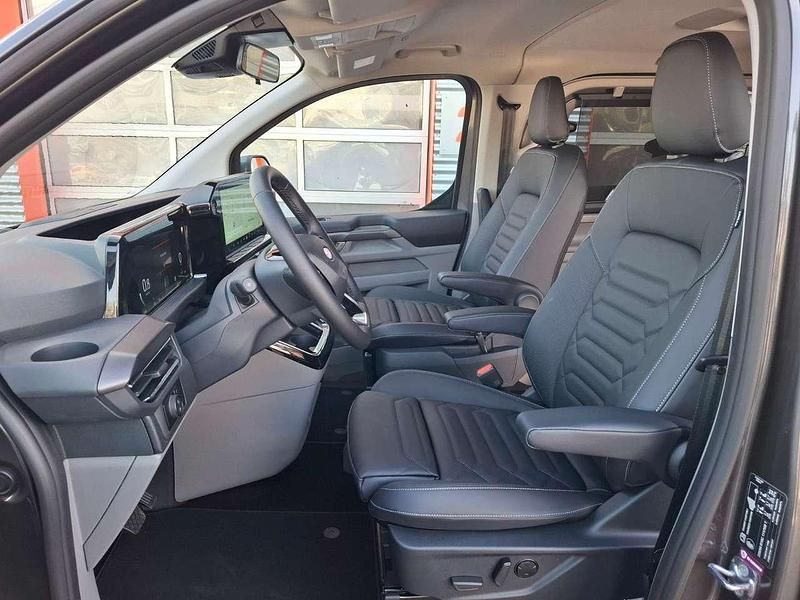 Neu Ford Tourneo Titanium X 170 PS (125 kW) 2026 Greymatter Kombi