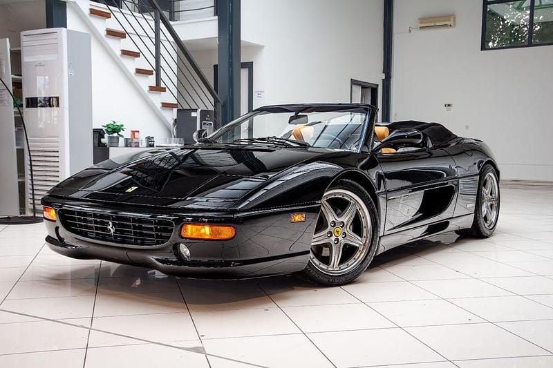 Schwarz Gebraucht 1995 Ferrari F355 Cabrio | 105.990 € - Bild 1/4