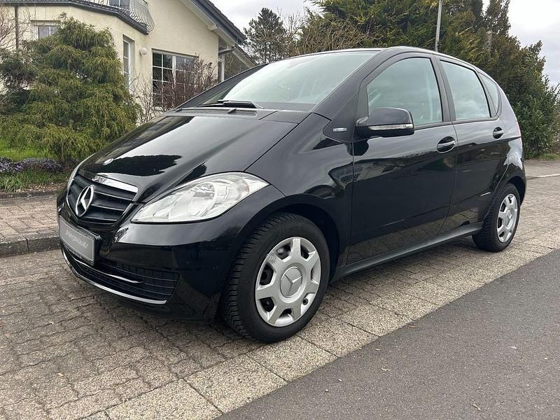 Gebraucht Mercedes A160 95 PS (69 kW) 2011 Schwarz Van / Kleinbus