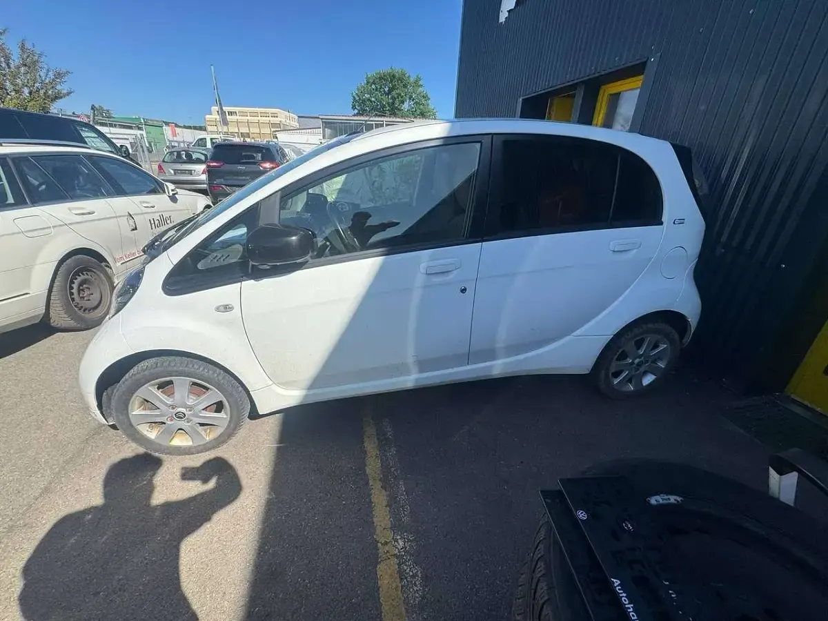 Gebraucht Citroën C-zero Tendance 50 kW (68 PS) 2018 Weiß Kleinwagen