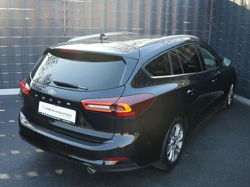 Gebraucht Ford Focus Titanium X 116 PS (85 kW) 2023 Schwarz Limousine