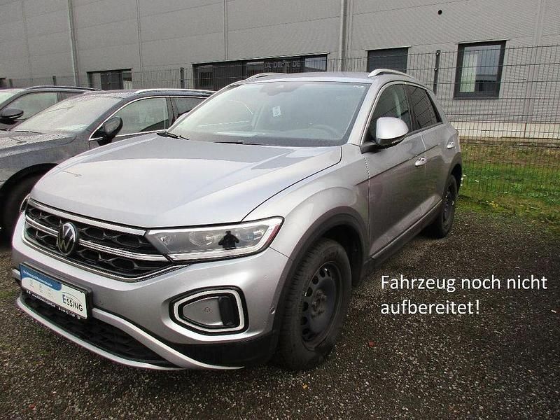 Silber Gebraucht 2022 VW T-Roc Style SUV | 24.970 € (Fairer Preis) - Bild 1/2