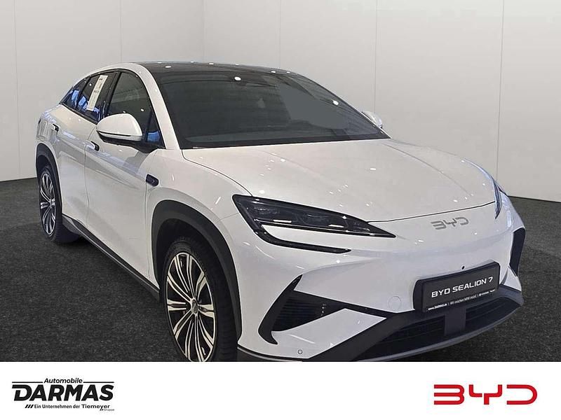 Neu BYD Sealion 7 389 kW (530 PS) 2026 Polar white SUV