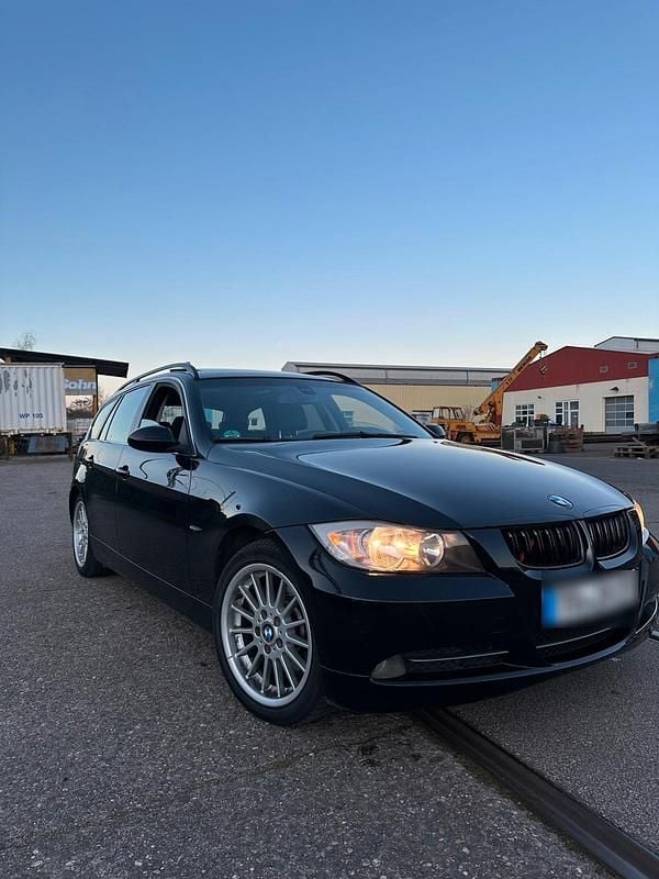 Gebraucht BMW 330 231 PS (169 kW) 2005 Schwarz Kombi