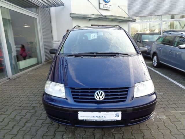 Gebraucht VW Sharan 116 PS (85 kW) 2001 Blau metallic Van / Kleinbus