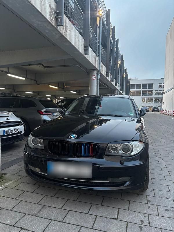 Usata BMW 120 184 CV (135 kW) 2007 Nero Utilitaria