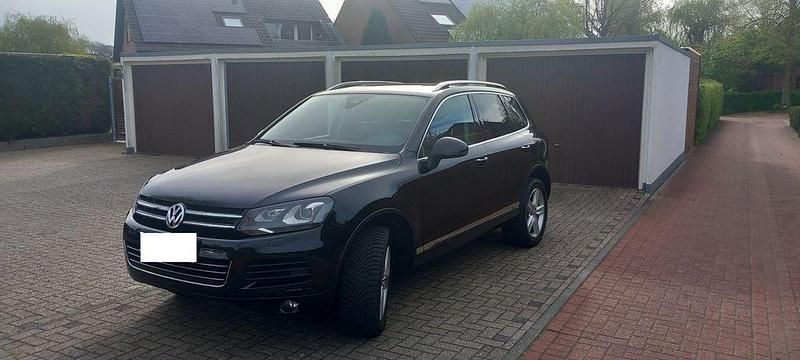 Używany VW Touareg 204 KM (150 kW) 2011 Czarny SUV