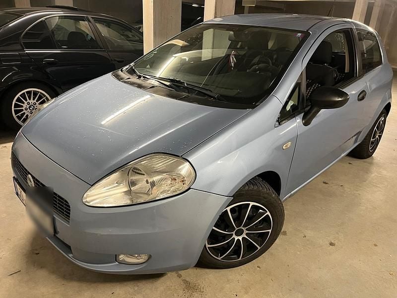 Blau Gebraucht 2006 Fiat Punto Kleinwagen | 750 € (Guter Preis) - Bild 1/4
