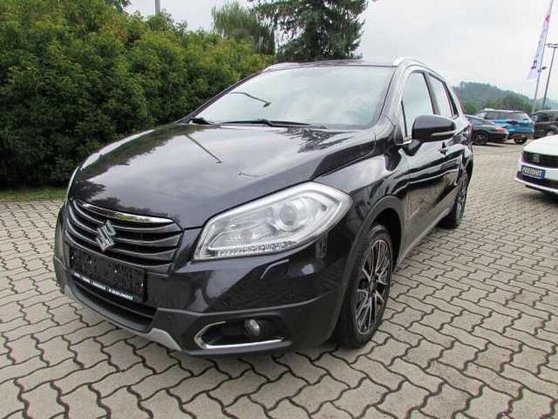Grau Gebraucht 2016 Suzuki SX4 S-Cross Limited SUV | 9.990 € (Guter Preis) - Bild 1/4