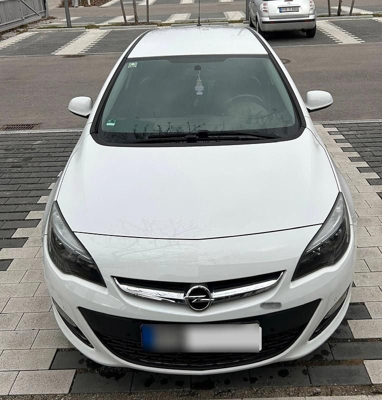 Gebraucht Opel Astra 120 PS (88 kW) 2015 Weiß Limousine