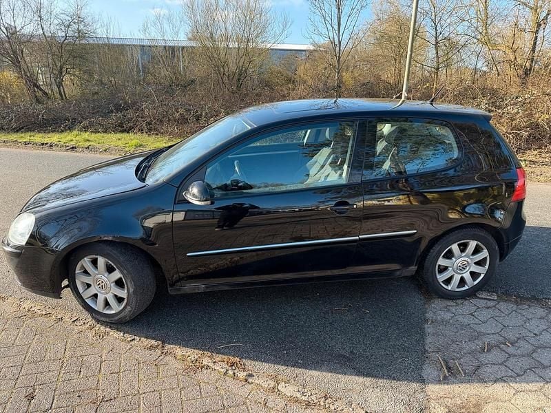 Gebraucht VW Golf 75 PS (55 kW) 2005 Schwarz Coupé