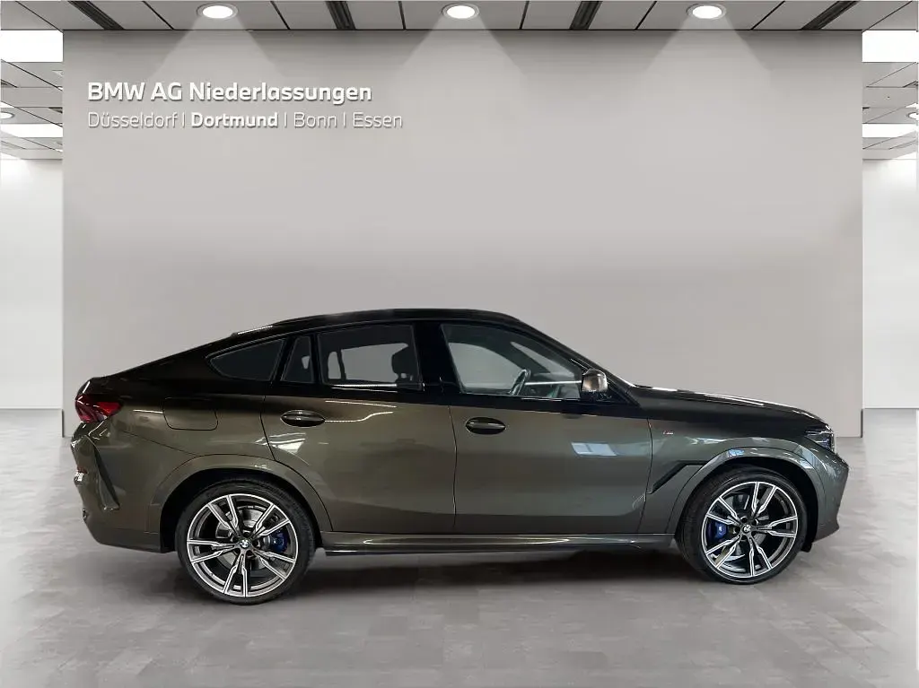 Gebraucht BMW X6 M50 Performance 530 PS (389 kW) 2023 Grün SUV