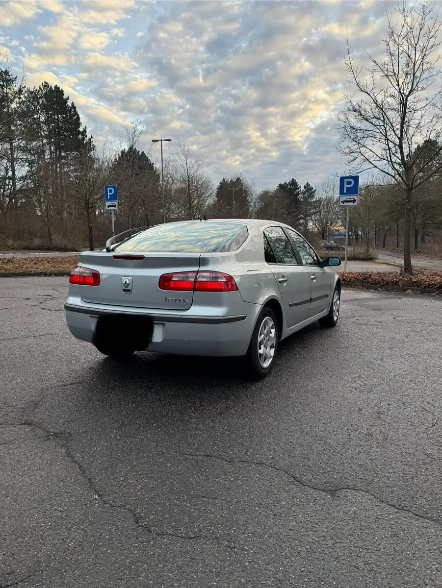 Gebraucht Renault Laguna II 120 PS (88 kW) 2005 Silber Limousine