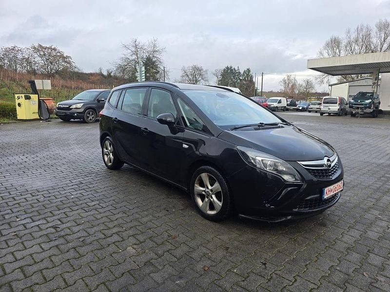 Gebraucht Opel Zafira Tourer Edition 131 PS (96 kW) 2012 Schwarz Van / Kleinbus