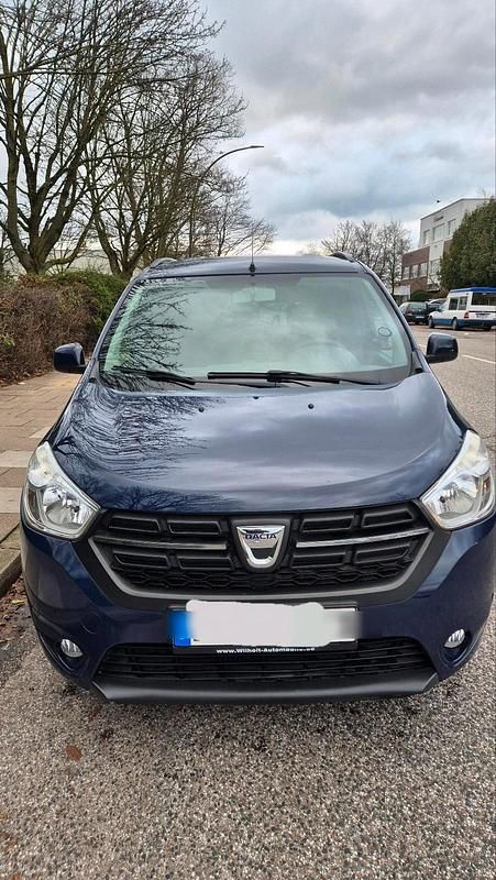 Gebraucht 2017 Dacia Lodgy Van / Kleinbus | 10.900 € (Etwas zu teuer) - Bild 1/4