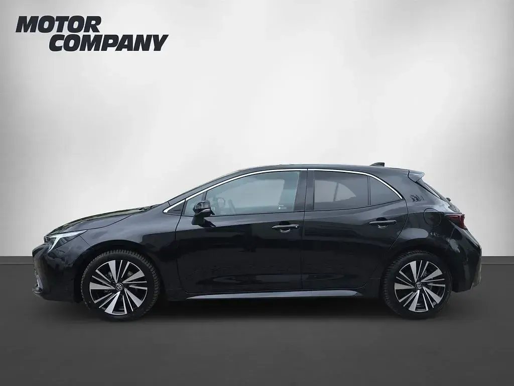 Gebraucht Toyota Corolla Basis 140 PS (102 kW) 2025 Schwarz Limousine