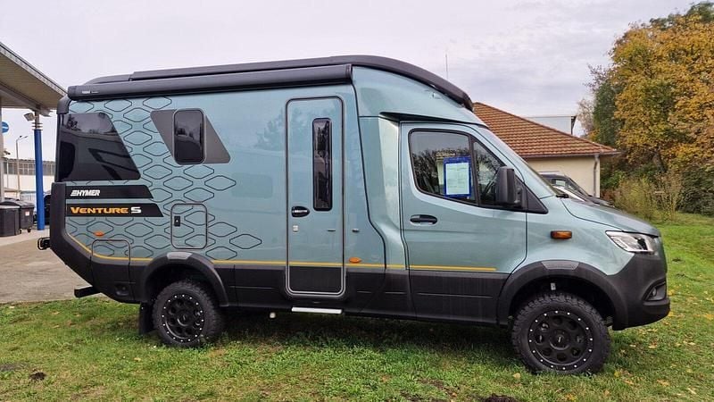 Gebraucht Hymer Venture S 190 PS (139 kW) 2023 Quellblau Van