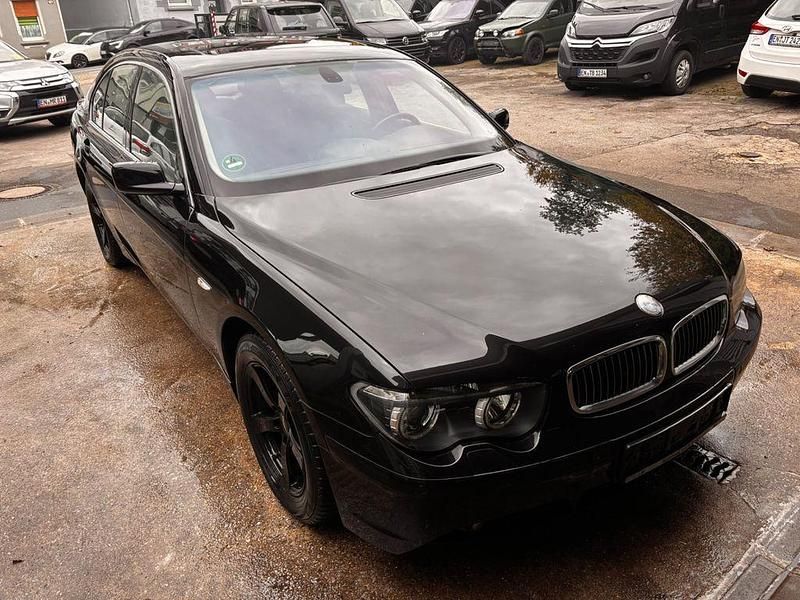 Gebraucht BMW 735 272 PS (200 kW) 2003 Black sapphire metallic Limousine