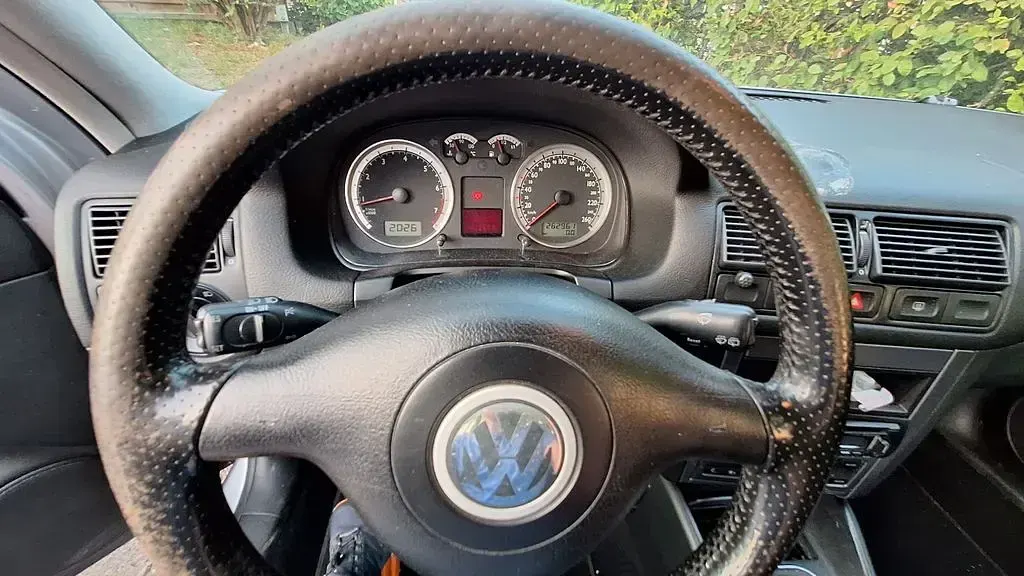 Gebraucht VW Golf IV Comfortline 102 PS (75 kW) 2003 Silber Limousine