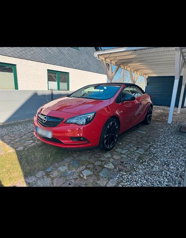 Rot Gebraucht 2019 Opel Cascada Cabrio | 22.990 € - Bild 1/4