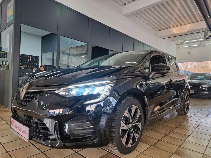 Gebraucht Renault Clio V Evolution 67 PS (49 kW) 2022 Schwarz Limousine