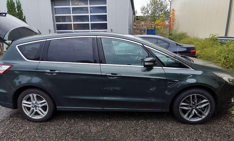 Gebraucht Ford S-MAX Titanium 150 PS (110 kW) 2016 Van / Kleinbus