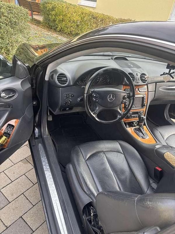 Gebraucht Mercedes CLK320 Avantgarde 218 PS (160 kW) 2002 Coupé
