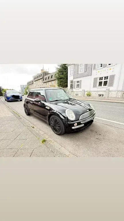 Gebraucht Mini ONE 90 PS (66 kW) 2004 Schwarz Kleinwagen