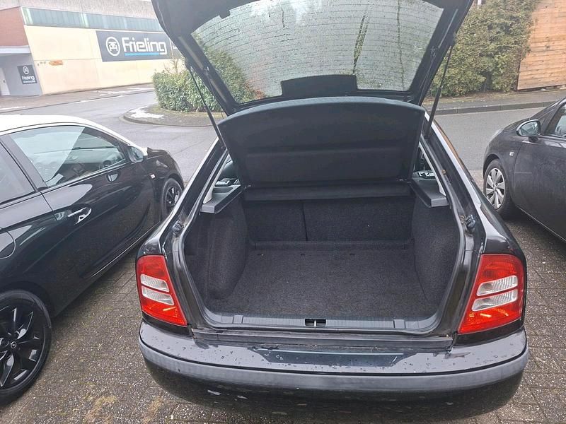 Gebraucht Skoda Octavia 164 PS (120 kW) 2009 Schwarz Limousine