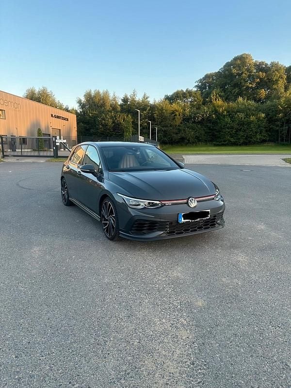 Gebraucht VW Golf VIII GTI Clubsport 300 PS (220 kW) 2022 Grau Kleinwagen
